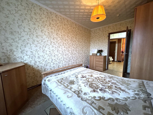 Продам двухкомнатную (2-комн.) квартиру, ДЗФС мкр, 43, Дмитров г