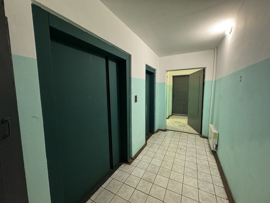 Продам двухкомнатную (2-комн.) квартиру, ДЗФС мкр, 43, Дмитров г