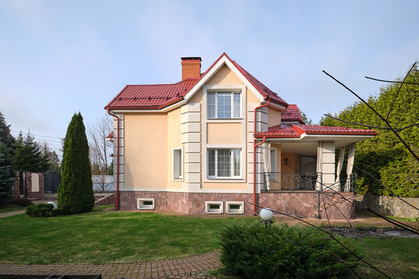 Продам коттедж, Центральная (Подрезково мкр.) ул, 10, Химки г, 0 км от города