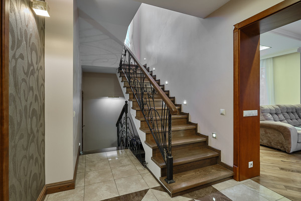 Продам коттедж, Центральная (Подрезково мкр.) ул, 10, Химки г, 0 км от города