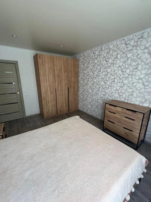 Продам двухкомнатную (2-комн.) квартиру, Мира пр-кт, 60Вкк1, Волгодонск г