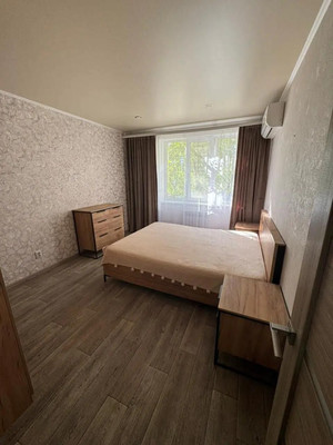 Продам двухкомнатную (2-комн.) квартиру, Мира пр-кт, 60Вкк1, Волгодонск г