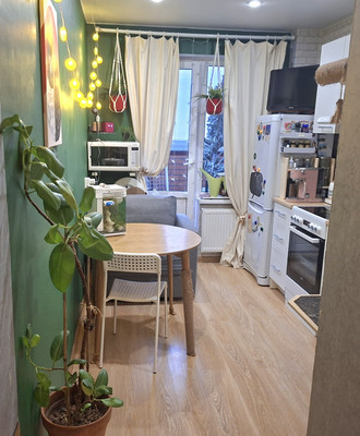 Продам однокомнатную (1-комн.) квартиру, Петровский б-р, 7, Мурино п