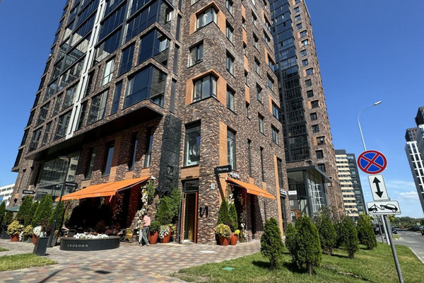 Продам двухкомнатную (2-комн.) квартиру, Алексея Козина ул, 1, Казань г