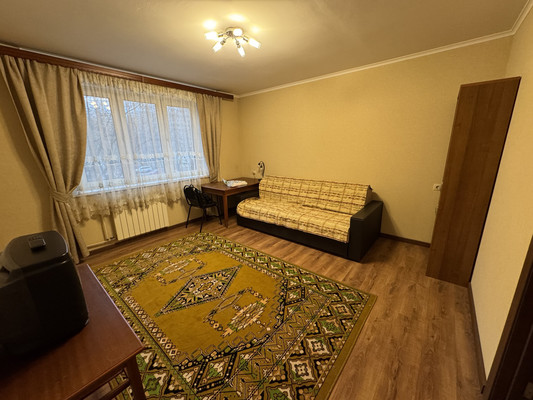 Сдам двухкомнатную (2-комн.) квартиру, Суздальская ул, 16к1, Москва г