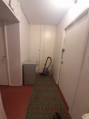 Продам однокомнатную (1-комн.) квартиру, Свердлова ул, 44к2, Мурманск г