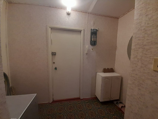 Продам однокомнатную (1-комн.) квартиру, Свердлова ул, 44к2, Мурманск г