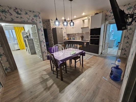 Продам многокомнатную квартиру, Агрохимическая ул, 3, Марушкино д