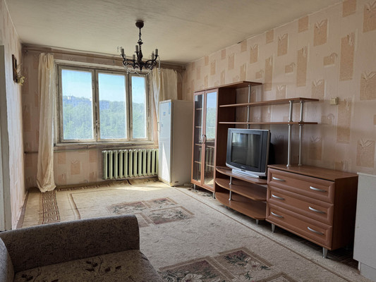 Продам многокомнатную квартиру, Дмитровская ул, 31, Базарово д