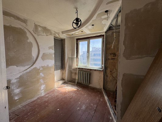 Продам многокомнатную квартиру, Дмитровская ул, 31, Базарово д