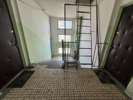 Продам многокомнатную квартиру, Дмитровская ул, 31, Базарово д