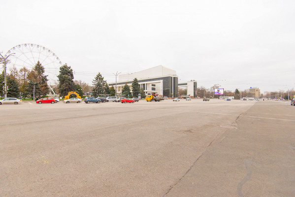 Продам трехкомнатную (3-комн.) квартиру, Театральный пр-кт, 40/73, Ростов-на-Дону г