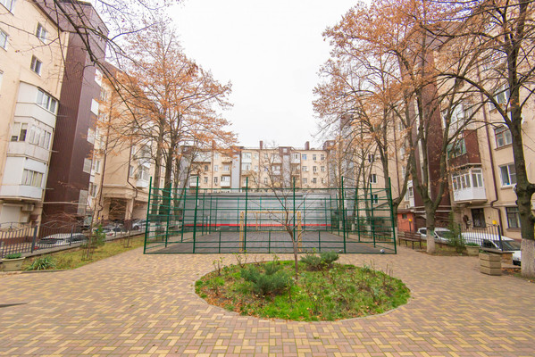 Продам трехкомнатную (3-комн.) квартиру, Театральный пр-кт, 40/73, Ростов-на-Дону г