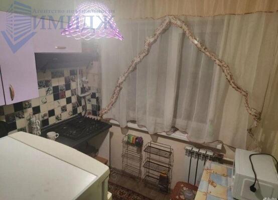 Сдам двухкомнатную (2-комн.) квартиру, Новгородская ул, 6, Красноярск г