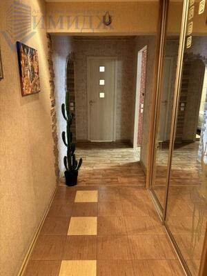 Сдам двухкомнатную (2-комн.) квартиру, Водопьянова ул, 8А, Красноярск г