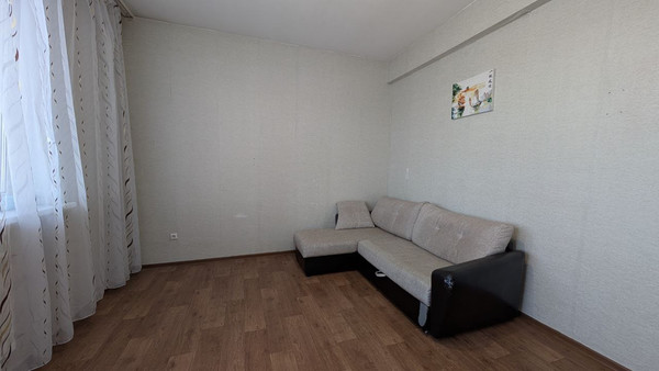 Продам двухкомнатную (2-комн.) квартиру, Зеленая (Зеленый Берег мкр.) ул, 10, Маркова рп