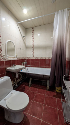 Продам двухкомнатную (2-комн.) квартиру, Зеленая (Зеленый Берег мкр.) ул, 10, Маркова рп