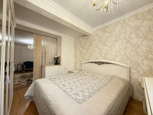 Продам многокомнатную квартиру, Тарчокова ул, 30, Нальчик г