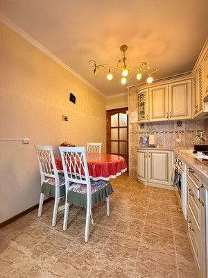 Продам многокомнатную квартиру, Тарчокова ул, 30, Нальчик г