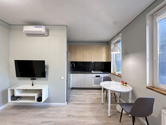 Продам однокомнатную (1-комн.) квартиру, Полковника Романова ул, 5, Нагорное п