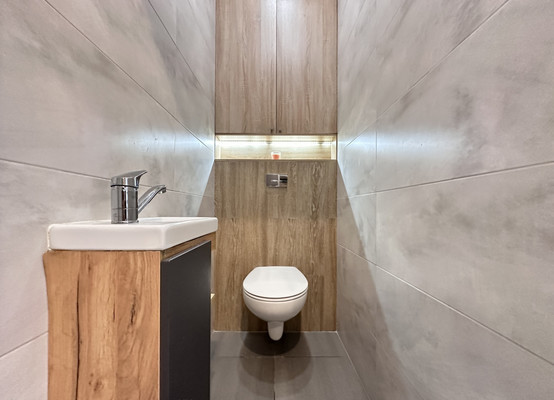 Продам однокомнатную (1-комн.) квартиру, Полковника Романова ул, 5, Нагорное п