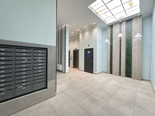 Продам однокомнатную (1-комн.) квартиру, Полковника Романова ул, 5, Нагорное п