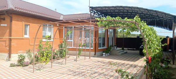 Продам дом, Октябрьская ул, Азовская ст-ца, 0 км от города