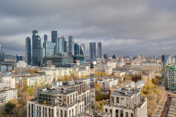 Продам трехкомнатную (3-комн.) квартиру, Поклонная ул, 9, Москва г