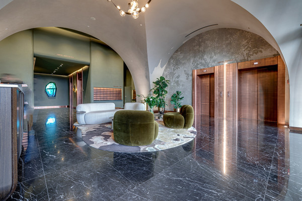 Продам трехкомнатную (3-комн.) квартиру, Поклонная ул, 9, Москва г