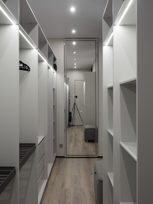 Продам трехкомнатную (3-комн.) квартиру, Винницкая ул, 8, Москва г