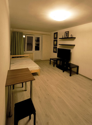 Продам однокомнатную (1-комн.) квартиру, Революционный пр-кт, 19/21, Подольск г