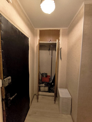 Продам однокомнатную (1-комн.) квартиру, Революционный пр-кт, 19/21, Подольск г