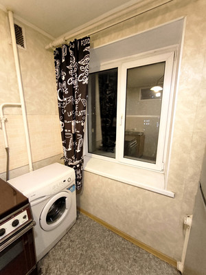 Продам однокомнатную (1-комн.) квартиру, Революционный пр-кт, 19/21, Подольск г