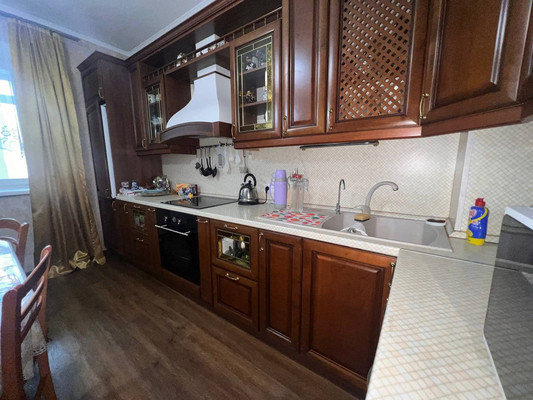 Продам трехкомнатную (3-комн.) квартиру, Партизанская ул, 73, Иркутск г