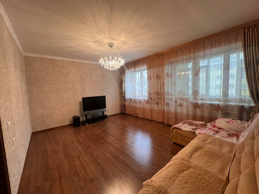 Продам трехкомнатную (3-комн.) квартиру, Партизанская ул, 73, Иркутск г