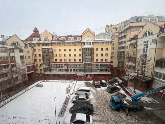 Продам трехкомнатную (3-комн.) квартиру, Партизанская ул, 73, Иркутск г