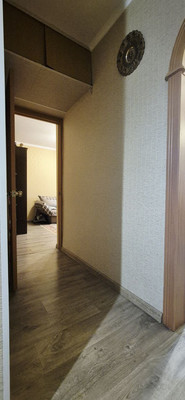 Продам двухкомнатную (2-комн.) квартиру, 2-я Северная ул, 32, Южно-Сахалинск г