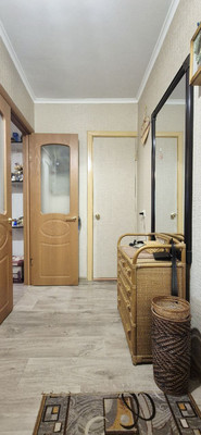 Продам двухкомнатную (2-комн.) квартиру, 2-я Северная ул, 32, Южно-Сахалинск г