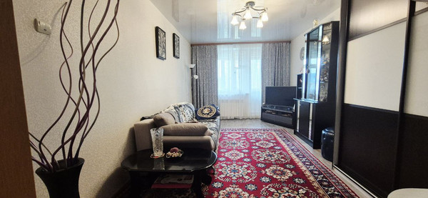 Продам двухкомнатную (2-комн.) квартиру, 2-я Северная ул, 32, Южно-Сахалинск г