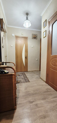 Продам двухкомнатную (2-комн.) квартиру, 2-я Северная ул, 32, Южно-Сахалинск г