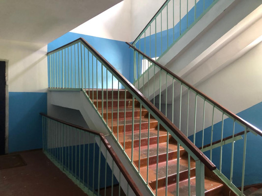 Продам двухкомнатную (2-комн.) квартиру, 2-я Северная ул, 32, Южно-Сахалинск г