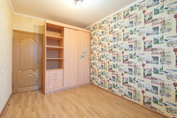 Продам двухкомнатную (2-комн.) квартиру, Королева пр-кт, 25/1, Ростов-на-Дону г