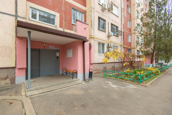 Продам двухкомнатную (2-комн.) квартиру, Королева пр-кт, 25/1, Ростов-на-Дону г