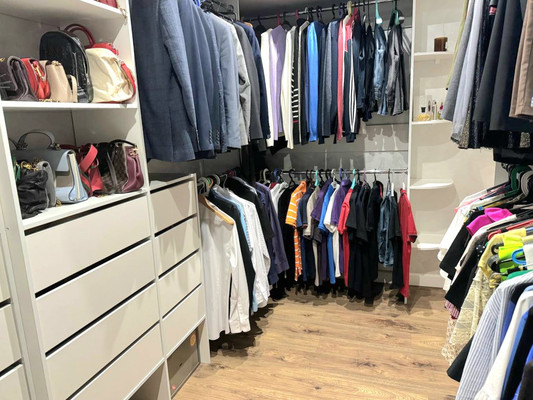 Продам многокомнатную квартиру, 60-летия Октября пр-кт, 17, Москва г