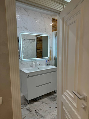 Продам многокомнатную квартиру, 60-летия Октября пр-кт, 17, Москва г