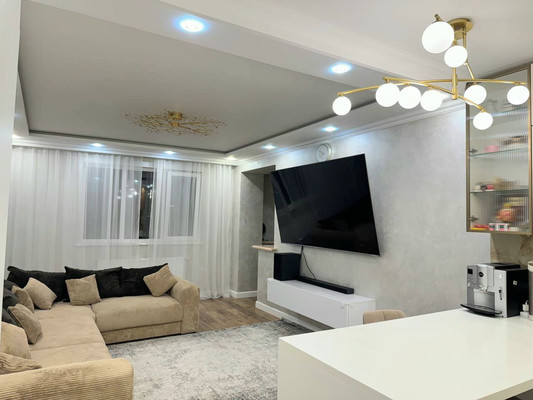 Продам многокомнатную квартиру, 60-летия Октября пр-кт, 17, Москва г