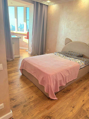 Продам многокомнатную квартиру, 60-летия Октября пр-кт, 17, Москва г