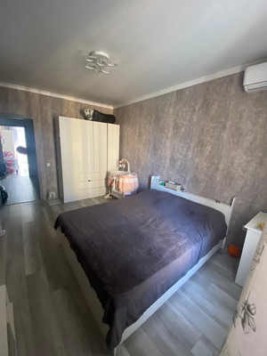 Сдам двухкомнатную (2-комн.) квартиру, Конгрессная ул, 27, Краснодар г