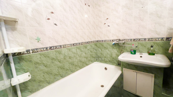 Продам двухкомнатную (2-комн.) квартиру, Балакирева ул, 29/87, Ростов-на-Дону г