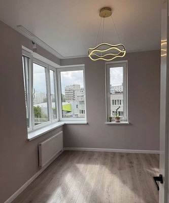 Продам трехкомнатную (3-комн.) квартиру, Батальная ул, 65А, Калининград г